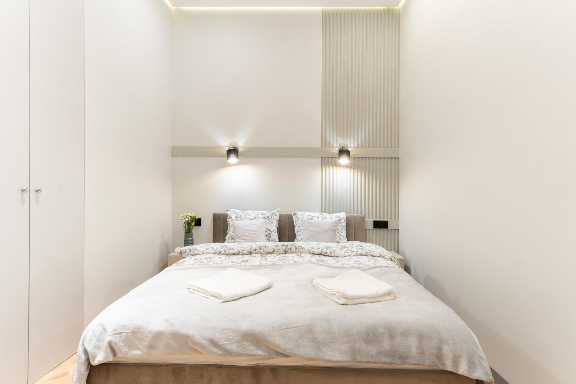 Charm & Comfort Renovated Gem In Old Town Sarego Apt B Krakow Exterior photo